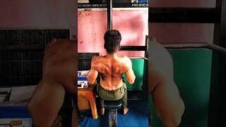 Build Shoulder Muscles Fast At The Gym