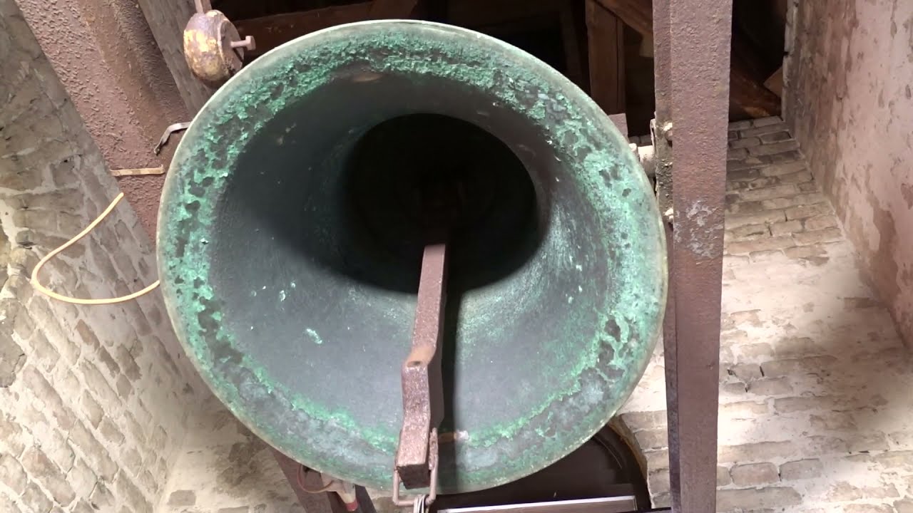 BICSKE (H), Az evangélikus templom harangja/Die Glocke der lutheraner Kirche