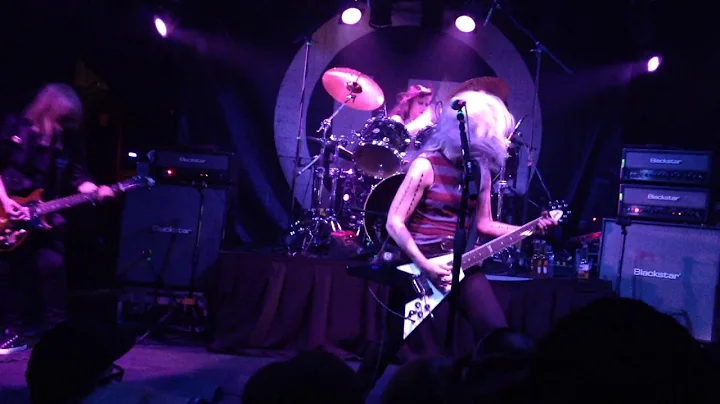 L7 "Everglade" at Rex Theater in Pittsburgh,Pennsylvania on 6/4/19