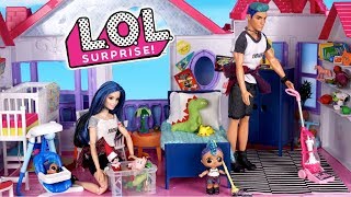 Barbie LOL Punk Boi  Family Dolhouse Cleaning  Morning Routine - Holiday Decorations