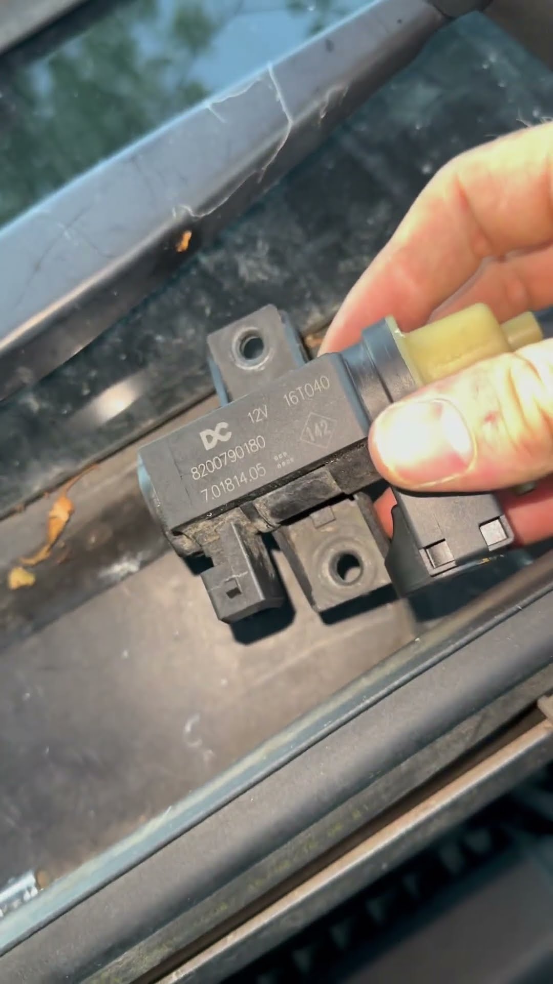 226322 turbocharging pressure is too high Renault trafic 2016