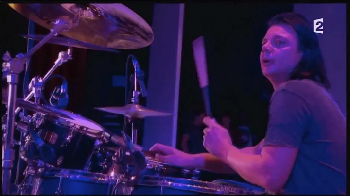 LYS & Steve Hewitt (Placebo) "In My Mind" @ Olympi...