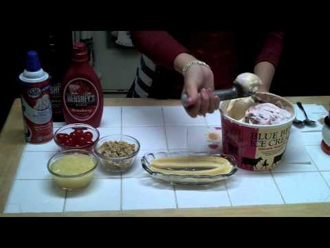 How to make a banana split
