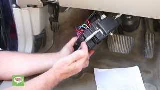 Volvo Central Electronic Module CEM Removal Procedure for XC90, XC70, V70, S60, S80 1999  2004