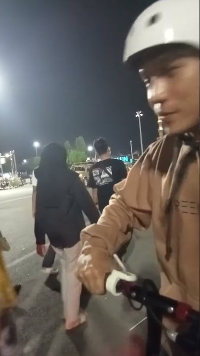 VIKAR main skuter di Alun' Tegal