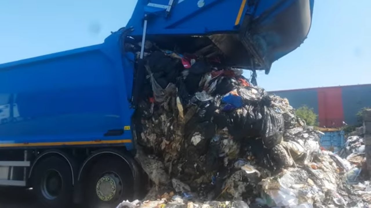 TRUCK VLOG ANGLIA EPISODUL 23 - SOFER PE CAMION DE GUNOI FACE O RELATARE ADEVARATA DESPRE ROMANI ?