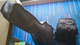 Carrying a guitar on a JetBlue flight | Embraer ERJ-190 Twin - Jet | Musical Instruments Policy