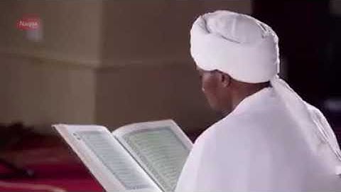 اجمل تلاوة سودانية تدمع لها العين الشيخ ادم البله