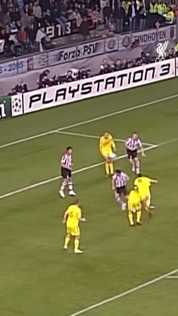 Gerrard Scores vs PSV Eindhoven