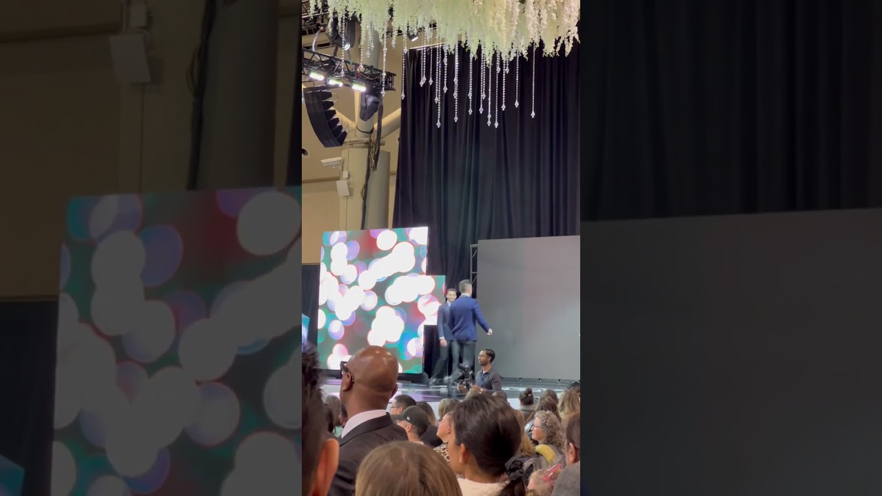 Canada’s Bridal Show 2023 at the Toronto Metro Convention Center Men’s Wedding Suits New Collection