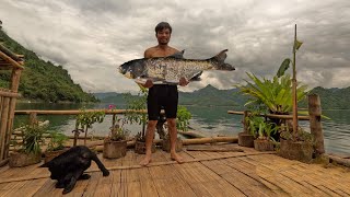 30 Days of Survival in Asia, Fish Hunting, Shelter Building, Outdoor Cooking