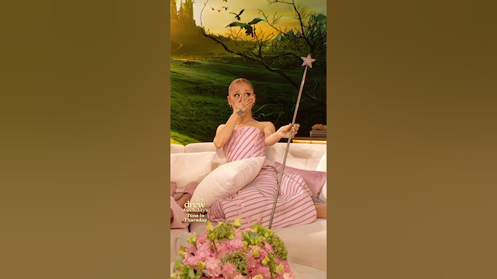 Drew Barrymore surprises Ariana Grande with the original Glinda Wand from the Wizard of Oz
