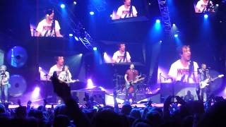 McBUSTED - Sleeping With The Light On [25/05/14]