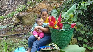 17 year old Single mother building a new life - Harvest banana flowers as vegetables to sell -