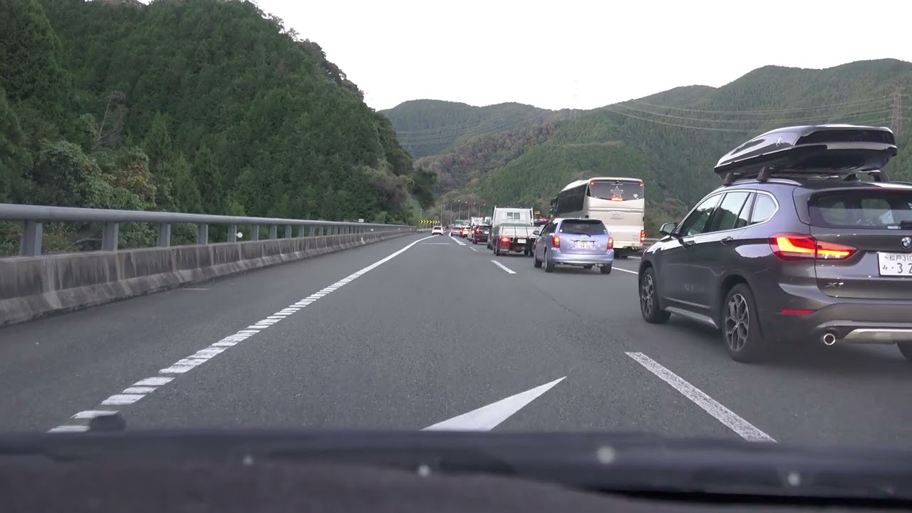 4K　E20中央自動車道→C4圏央道　東行き　等速　中央道・上野原IC→八王子JCT→日の出IC（あきる野市のスーパーまで）　小仏トンネル渋滞あり
