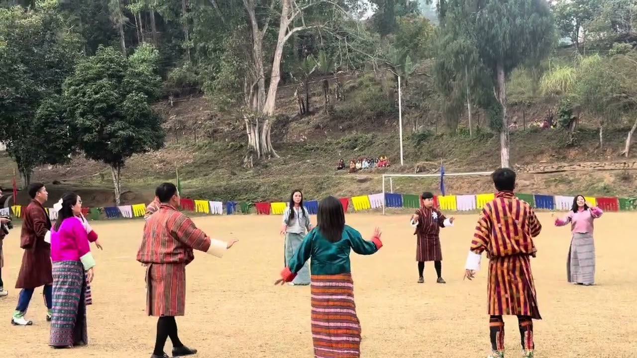 Bhutanese song,Teacher dancing on their way😉😊