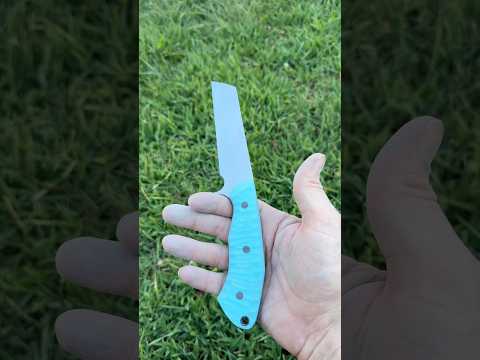 G10 handles on knife