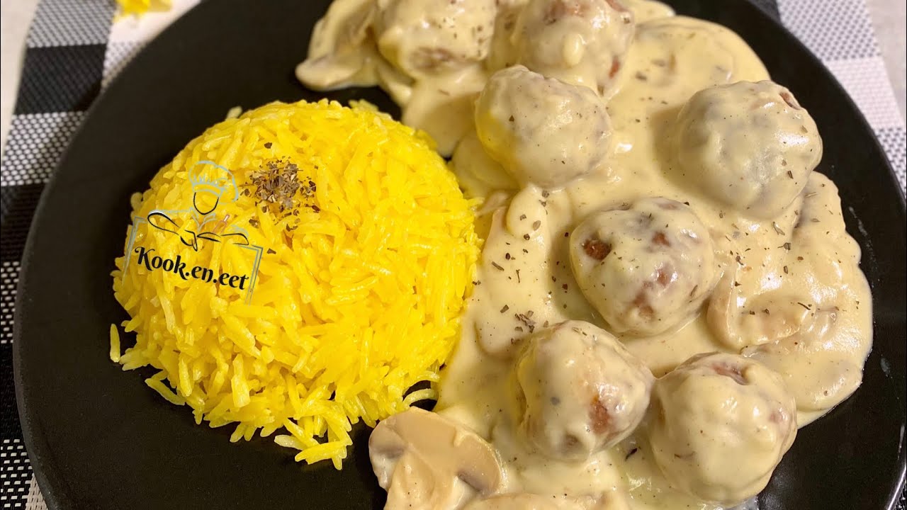 كرات الدجاج بالصلصة البيضا والفطر، لمحبي الاكل الغربي جربوها رائعة، Chicken Balls