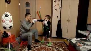 бокс. тренировка для ребенка .передвижение.Boxing. training for the child .the movement бокс. тренировка для ребенка .передвижение.Boxing. training for the child .the movement