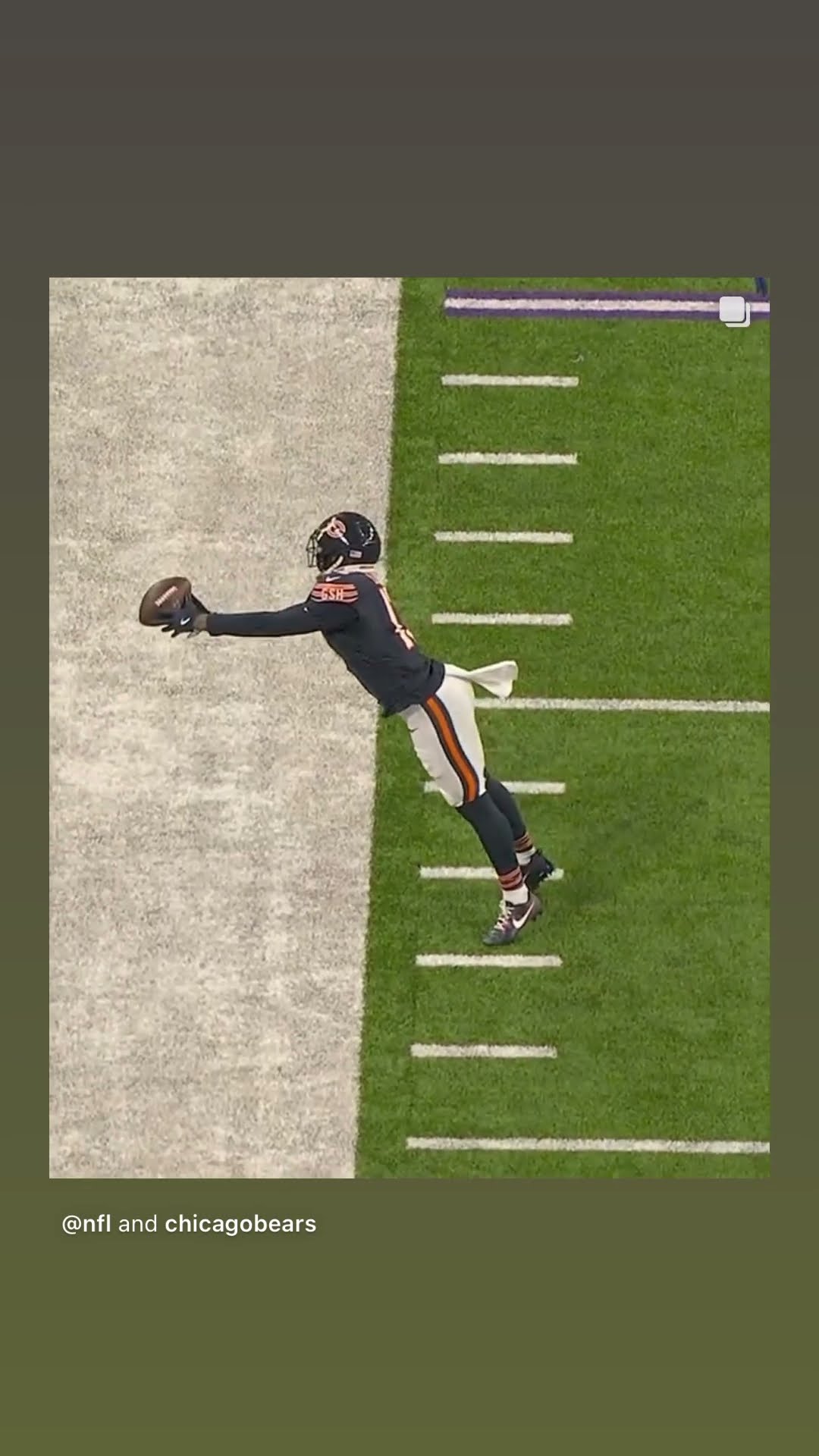 He had a little room #hoodnews #keenanallen #chicagobears #catch #football #omg #how #wow #passing
