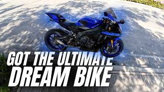 MY YAMAHA R1 IS FINALLY HERE! @itsmojoe​