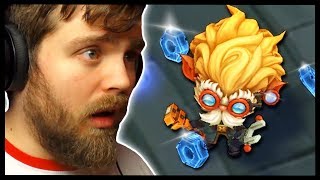MY FIRST TIME PLAYING A MOBA (League Of Legends)