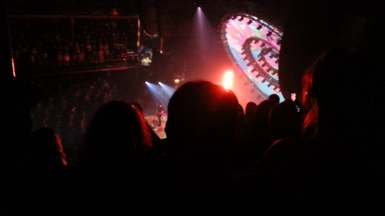 paramore - forgiveness @ massy hall
