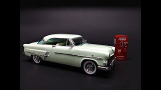 1953 Ford Crestline Victoria Coke Coca Cola Machine 1/25 Scale Model Kit Build Review AMT1146 AMT