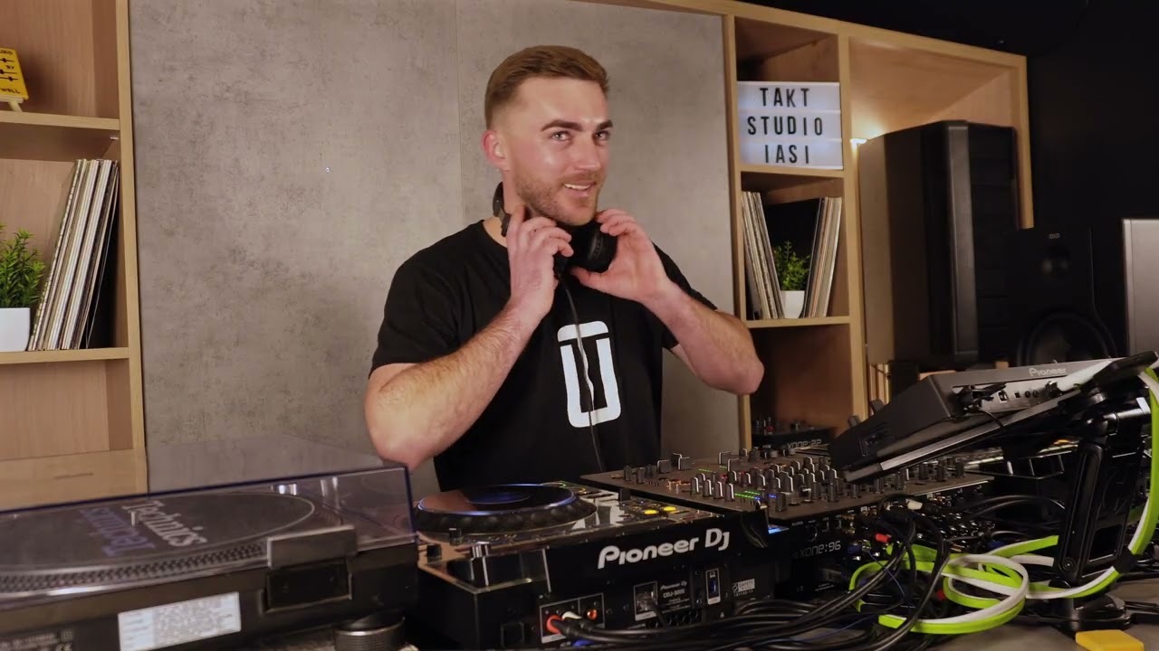 ChrisTone 1 hour tech house 