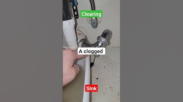 clearing a clogged drain #diy #thedailydiyguy #repair #clogged #plumbinghacks