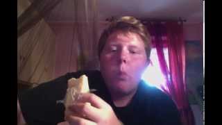 Niki Giusino Mangia Una Forma Di Parmigiano Reggiano Al Mese