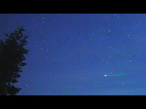 LYRID Meteor Shower 2021 - Lyriden Sternschnuppen