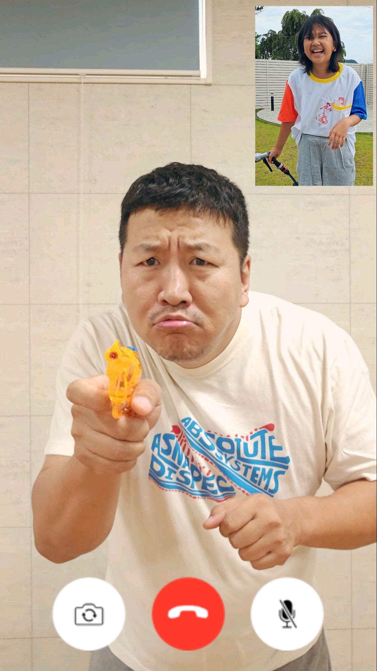 2030年のビデオチャット?Video chat in 2030?#ひまわり笑劇場 #himawariちゃんねる #まーちゃんおーちゃん #shorts