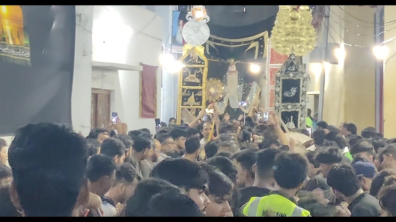 Qadeem Taboot|| Mola Abbas a.s || 9 Muharram || Shikarpur U.P INDIA ||