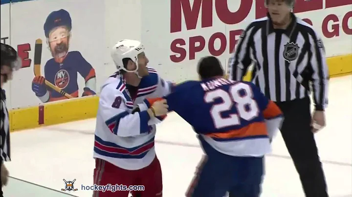 Brandon Prust vs Zenon Konopka Mar 31, 2011