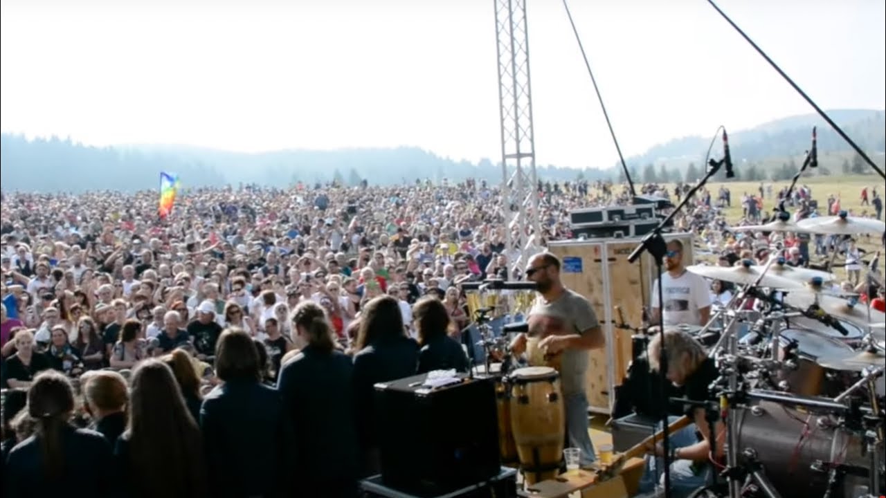 Nomadi - Crescerai (Live Performance WoodStock)