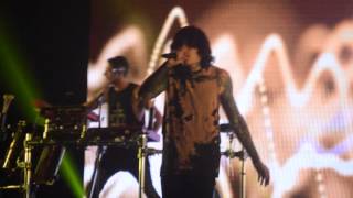 Bring Me The Horizon - Happy Song ( Moscow , 9.12.15)