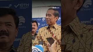 Kode Senyum Jokowi saat Ditanya Jadi Pendorong Pertemuan Mega-Prabowo
