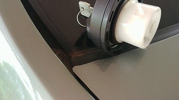 Installing a locking gas cap