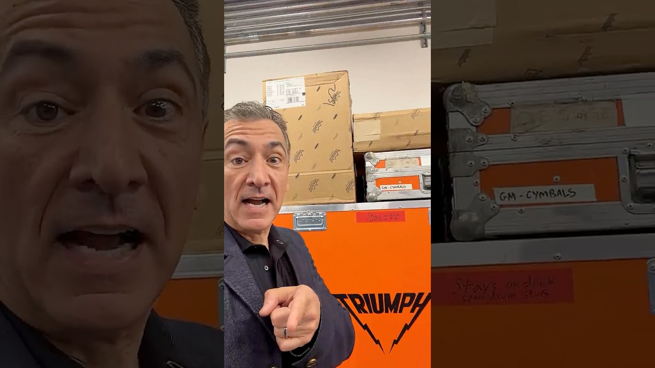 Ver Triumph is Back! no YouTube Ver Triumph is Back! no YouTube
