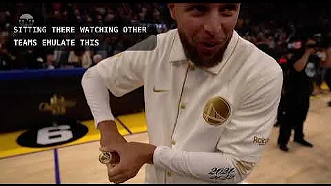 Steph wearing his fourth ring 💍