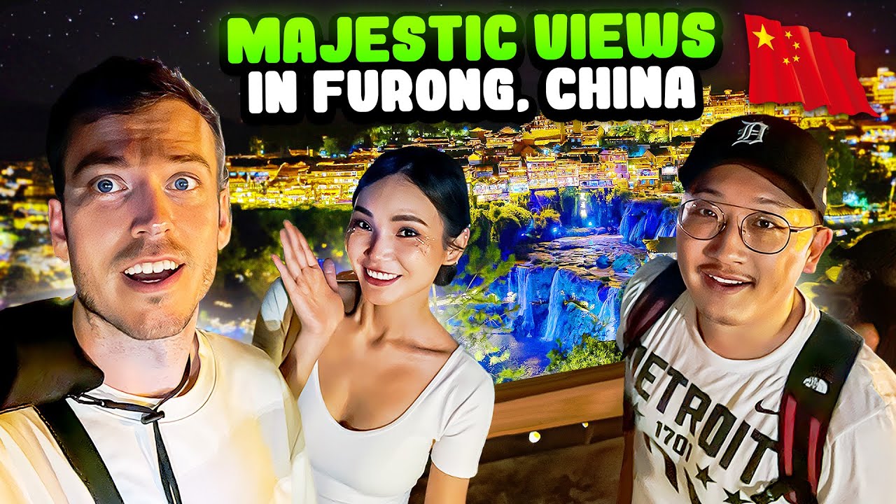 This Ancient Town In China Is A Real Life Fantasy! (Furong Town, China)