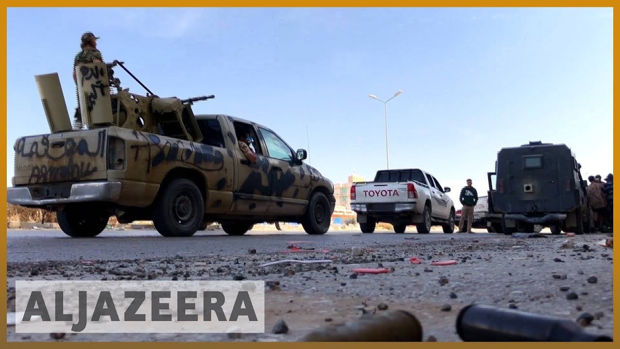 🇱🇾 القوات الحكومية تعزز مواقعها في طرابلس الليبية | الجزيرة الإنجليزية