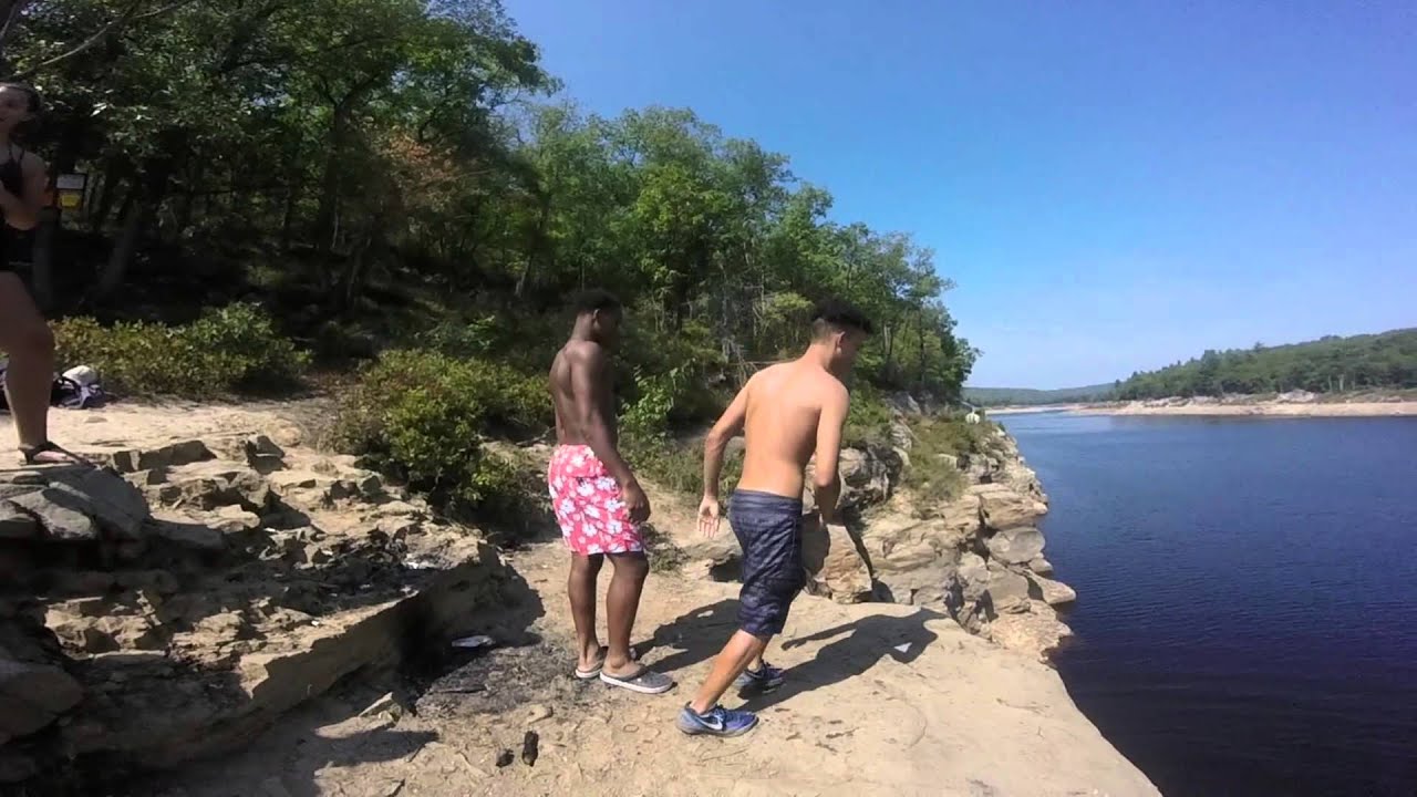 cliff jumping at the francis walter dam youtube