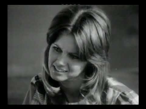 Olivia Newton-John - Interview in Australia (1971)
