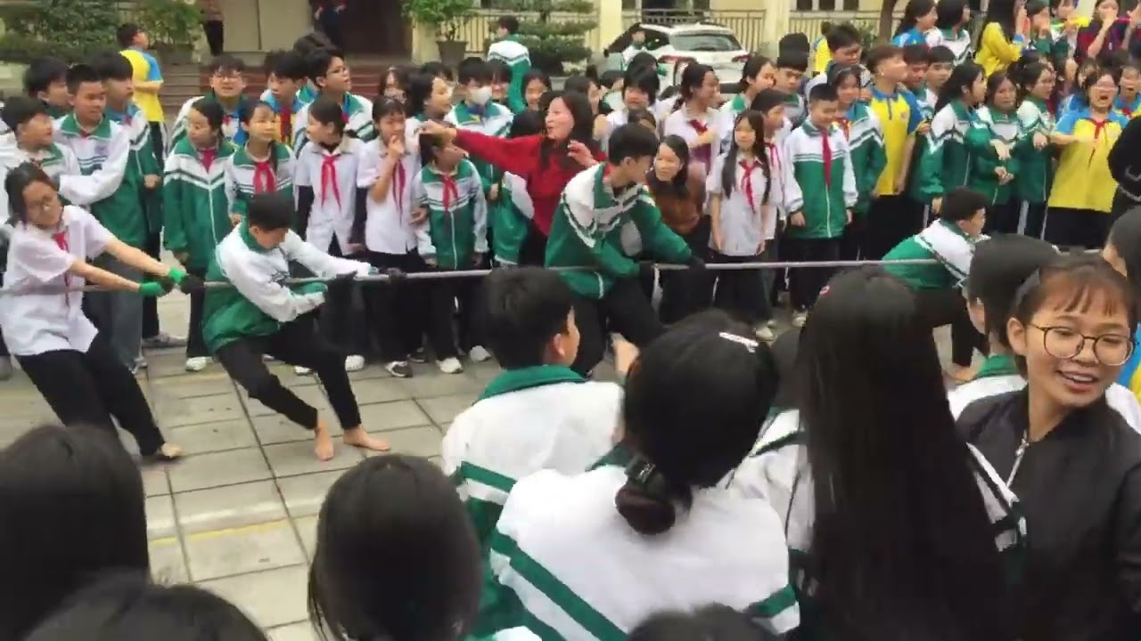 Trường mình thi kéo co vòng loại khối 8, 9