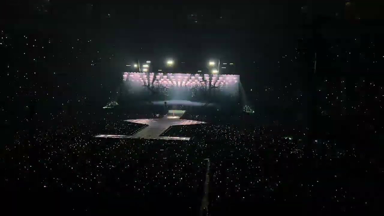 Taylor Swift - Ready For It? (Live Eras Tour Vancouver) (Night 2)