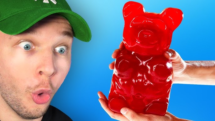 Bonbon XXL au Coca-Cola, NOUVELLE VIDEO !   Voila comment faire un Bonbon  XXL au Coca-Cola, Tag un ami fan de Coca :), By FastGoodCuisine