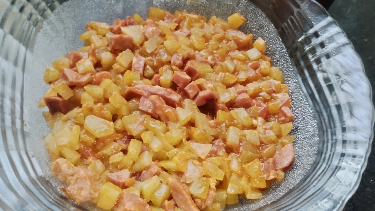 Ensopadinho de chuchu com linguiça 🥘 (muito fácil de fazer) 