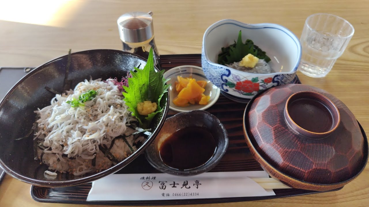 釜揚げしらす丼定食・おつまみ生しらす